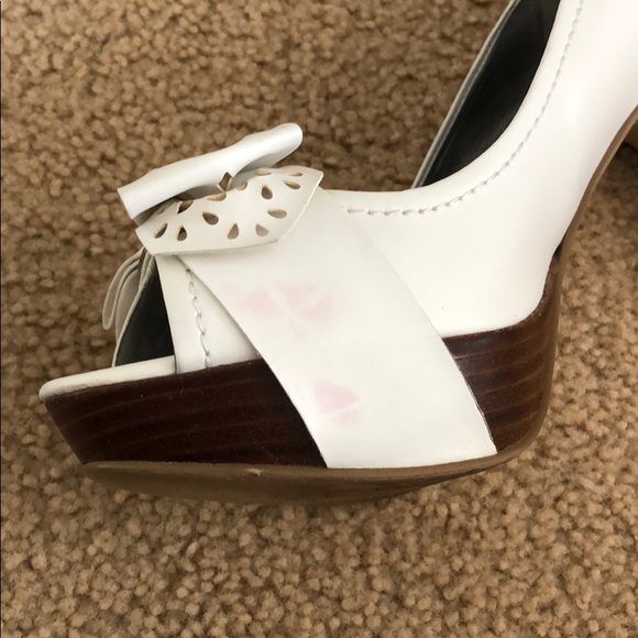 High heels - Picture 5 of 5